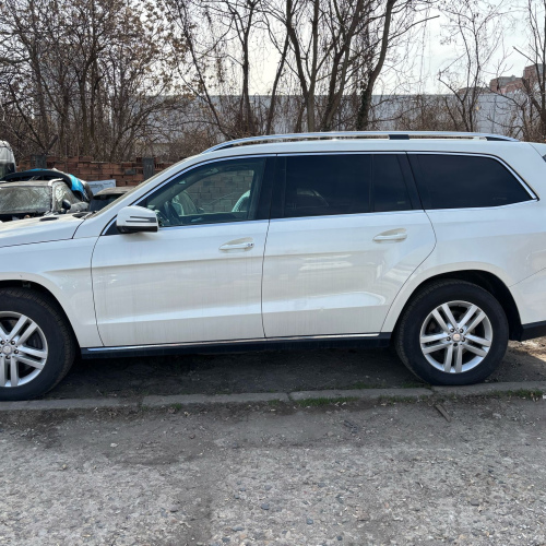 Mercedes-Benz GL 450 Petrol 2013