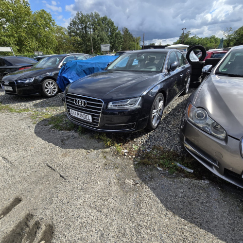 AUDI A8 2015